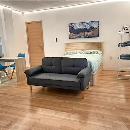 Suite, Entrada Autonoma Y Bano Privado 코르도바