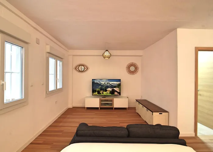 Suite, Entrada Autonoma Y Bano Privado *