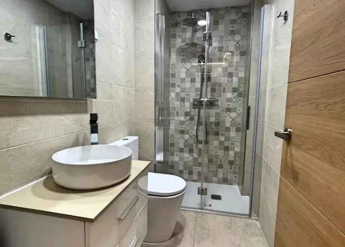 Suite, Entrada Autonoma Y Bano Privado * Кордова